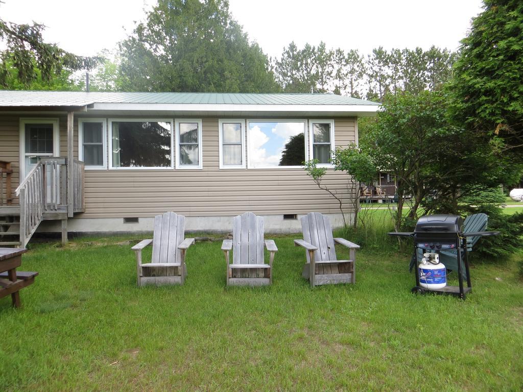 Bondi Village Cottage Resort Lake of Bays المظهر الخارجي الصورة